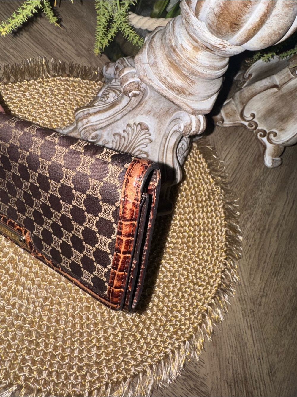 Celine Brown Monogram Continental Wallet in Good Preloved Condition ⭐️ - Picture 4 of 9